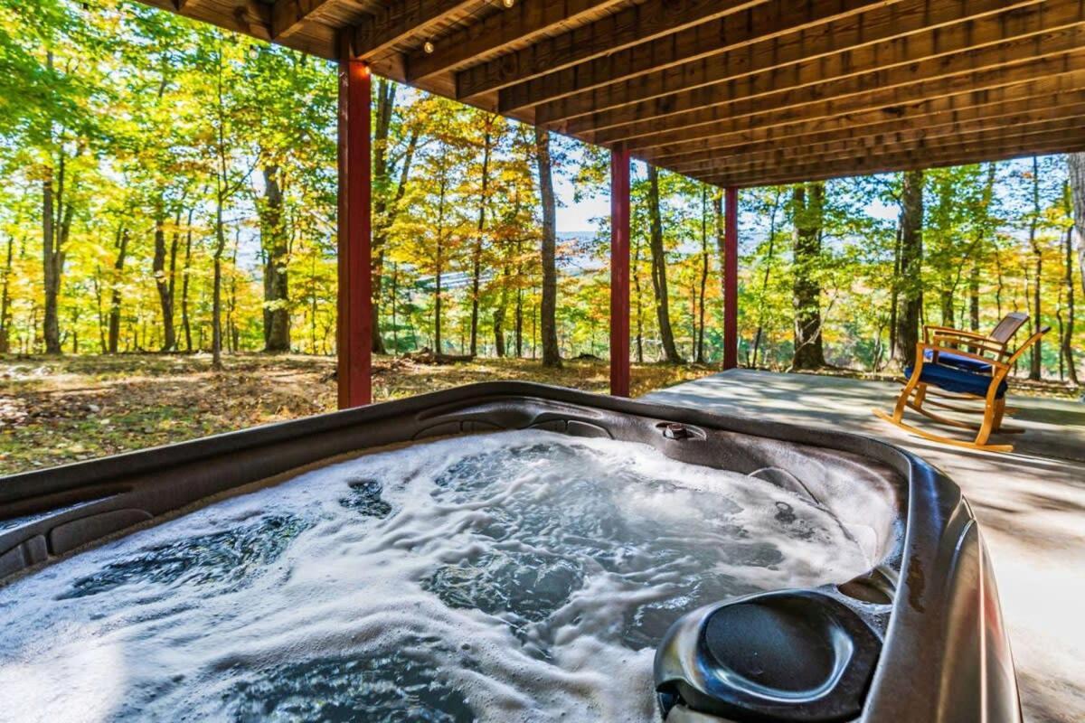 Hot Tub, Large Deck, Wifi, Fire Pit At Chalet Cabin Morton Grove Exterior photo